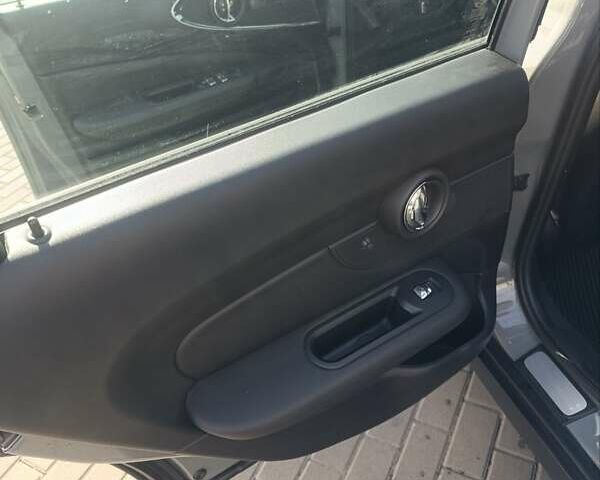 Серый Мини Клабмен, объемом двигателя 1.5 л и пробегом 95 тыс. км за 14000 $, фото 6 на Automoto.ua