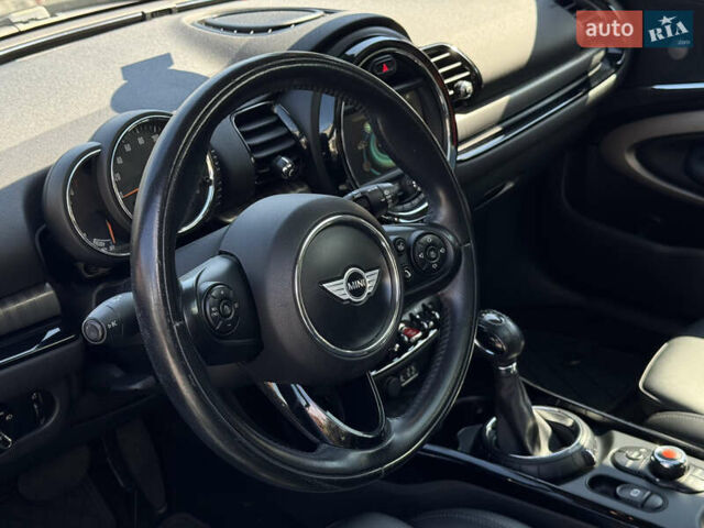 Мини Клабмен 2016 в Киеве на Automoto.ua Серый Мини Клабмен, объемом двигателя 1.5 л и пробегом 180 тыс. км за 13999 $, фото 21 на Automoto.ua