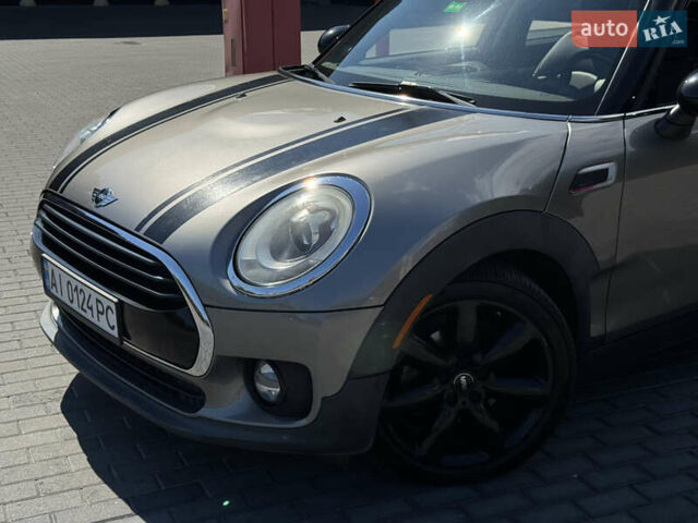 Мини Клабмен 2016 в Киеве на Automoto.ua Серый Мини Клабмен, объемом двигателя 1.5 л и пробегом 180 тыс. км за 13999 $, фото 13 на Automoto.ua