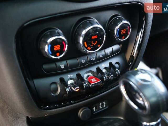 Сірий Міні Клубмен, об'ємом двигуна 1.5 л та пробігом 112 тис. км за 13500 $, фото 19 на Automoto.ua