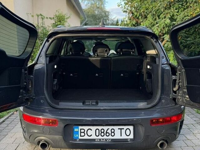 Сірий Міні Клубмен, об'ємом двигуна 2 л та пробігом 179 тис. км за 13000 $, фото 6 на Automoto.ua