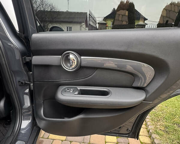 Серый Мини Клабмен, объемом двигателя 2 л и пробегом 96 тыс. км за 14500 $, фото 17 на Automoto.ua