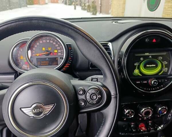 Серый Мини Клабмен, объемом двигателя 1.5 л и пробегом 94 тыс. км за 15300 $, фото 2 на Automoto.ua