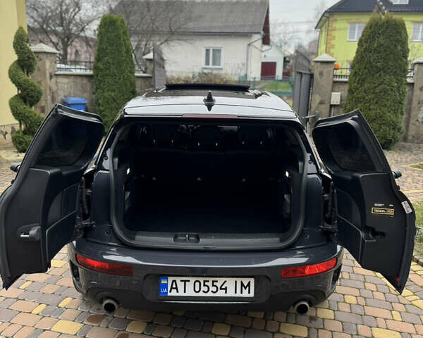 Сірий Міні Клубмен, об'ємом двигуна 2 л та пробігом 96 тис. км за 14500 $, фото 9 на Automoto.ua