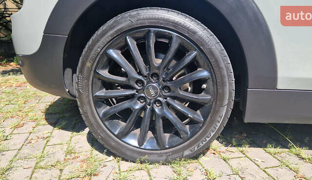 Сірий Міні Клубмен, об'ємом двигуна 2 л та пробігом 170 тис. км за 19900 $, фото 17 на Automoto.ua