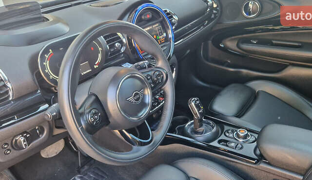 Сірий Міні Клубмен, об'ємом двигуна 2 л та пробігом 170 тис. км за 19900 $, фото 25 на Automoto.ua