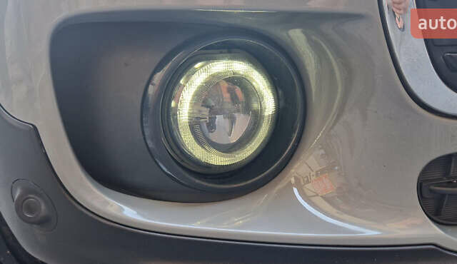 Сірий Міні Клубмен, об'ємом двигуна 2 л та пробігом 170 тис. км за 19900 $, фото 16 на Automoto.ua