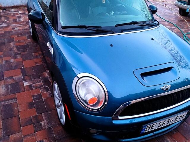 Синій Міні Клубмен, об'ємом двигуна 1.6 л та пробігом 200 тис. км за 7500 $, фото 2 на Automoto.ua