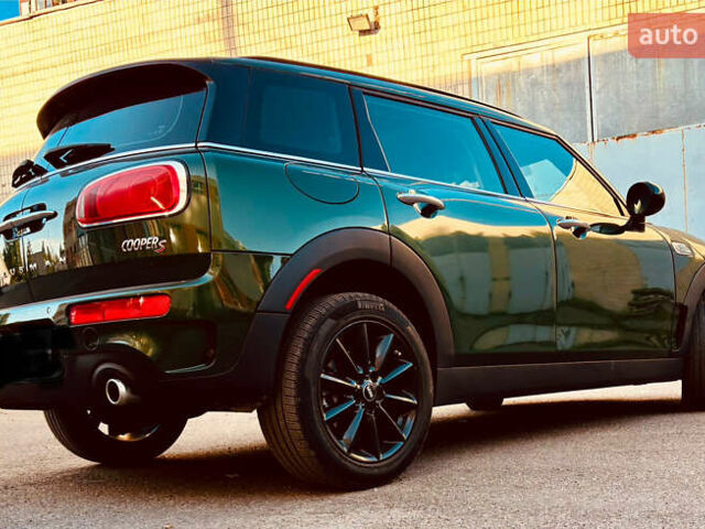 Зелений Міні Клубмен, об'ємом двигуна 2 л та пробігом 153 тис. км за 13900 $, фото 2 на Automoto.ua