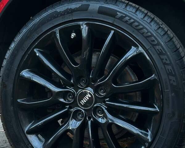 Зеленый Мини Клабмен, объемом двигателя 1.5 л и пробегом 171 тыс. км за 16750 $, фото 11 на Automoto.ua