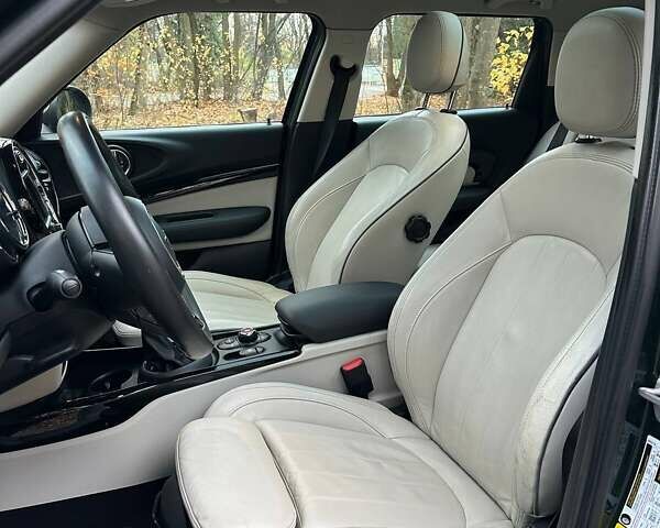 Зеленый Мини Клабмен, объемом двигателя 1.5 л и пробегом 171 тыс. км за 16750 $, фото 7 на Automoto.ua