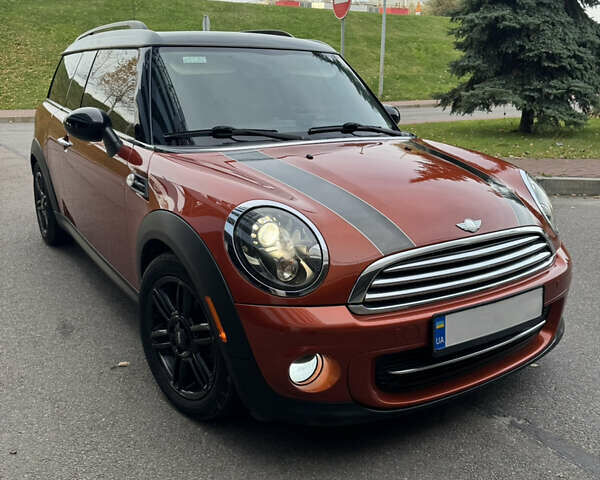 Помаранчевий Міні Клубмен, об'ємом двигуна 1.6 л та пробігом 179 тис. км за 8300 $, фото 32 на Automoto.ua