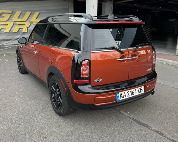 Оранжевый Мини Клабмен, объемом двигателя 1.6 л и пробегом 180 тыс. км за 8300 $, фото 3 на Automoto.ua