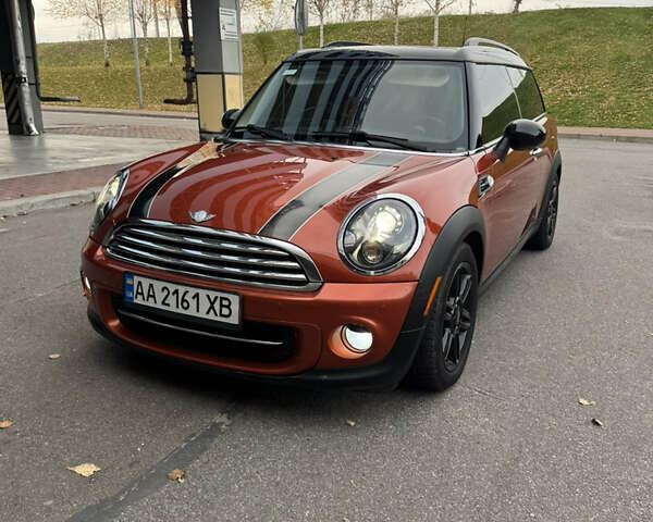 Оранжевый Мини Клабмен, объемом двигателя 1.6 л и пробегом 180 тыс. км за 8300 $, фото 27 на Automoto.ua