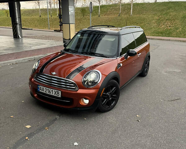 Оранжевый Мини Клабмен, объемом двигателя 1.6 л и пробегом 180 тыс. км за 8300 $, фото 2 на Automoto.ua