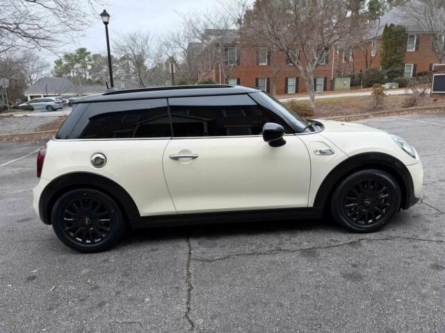 Белый Мини Купер С, объемом двигателя 2 л и пробегом 72 тыс. км за 2900 $, фото 7 на Automoto.ua