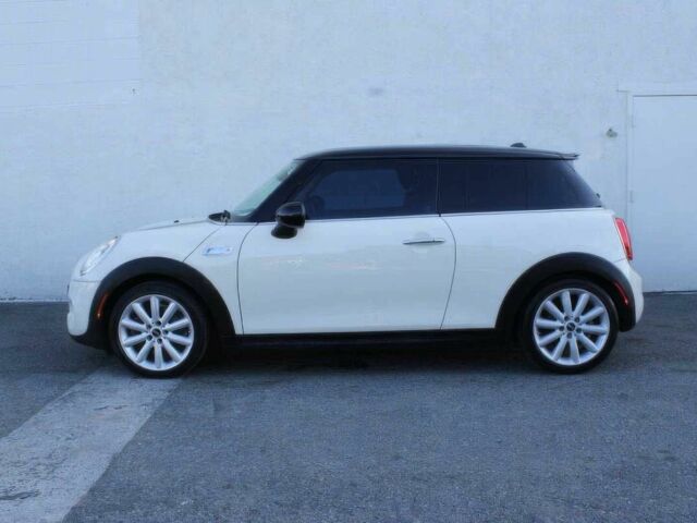 Белый Мини Купер С, объемом двигателя 2 л и пробегом 78 тыс. км за 2900 $, фото 3 на Automoto.ua