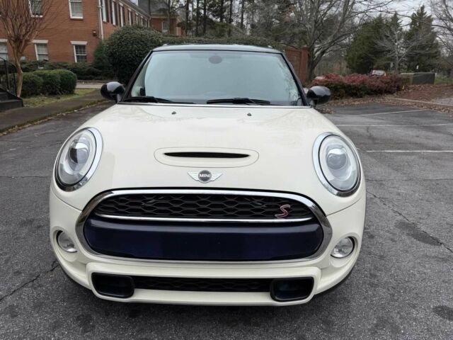 Белый Мини Купер С, объемом двигателя 2 л и пробегом 72 тыс. км за 2900 $, фото 1 на Automoto.ua