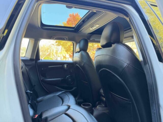 Белый Мини Купер С, объемом двигателя 2 л и пробегом 60 тыс. км за 4500 $, фото 12 на Automoto.ua