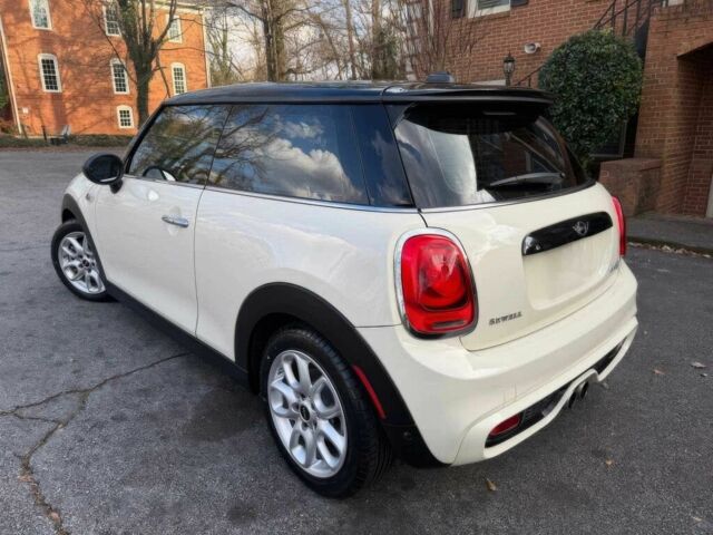 Белый Мини Купер С, объемом двигателя 2 л и пробегом 39 тыс. км за 5000 $, фото 5 на Automoto.ua