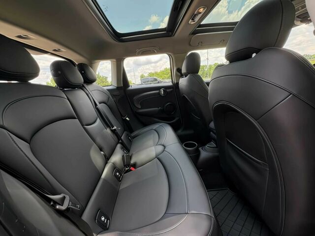 Бежевий Міні Cooper S, об'ємом двигуна 2 л та пробігом 15 тис. км за 11200 $, фото 13 на Automoto.ua