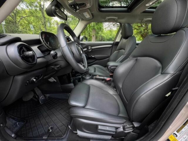 Бежевий Міні Cooper S, об'ємом двигуна 2 л та пробігом 21 тис. км за 14300 $, фото 10 на Automoto.ua