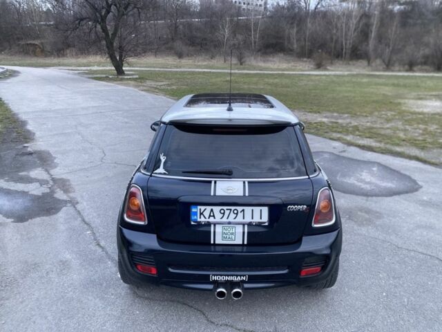 Чорний Міні Cooper S, об'ємом двигуна 1.6 л та пробігом 193 тис. км за 6500 $, фото 2 на Automoto.ua