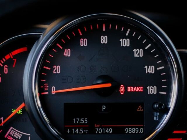 Чорний Міні Cooper S, об'ємом двигуна 2 л та пробігом 70 тис. км за 14999 $, фото 18 на Automoto.ua