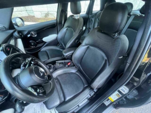 Чорний Міні Cooper S, об'ємом двигуна 2 л та пробігом 79 тис. км за 7800 $, фото 9 на Automoto.ua