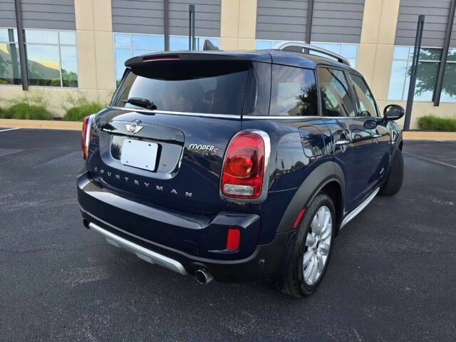 Чорний Міні Cooper S, об'ємом двигуна 2 л та пробігом 67 тис. км за 9200 $, фото 3 на Automoto.ua