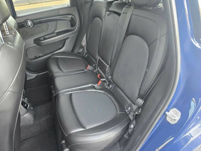 Чорний Міні Cooper S, об'ємом двигуна 2 л та пробігом 67 тис. км за 9200 $, фото 12 на Automoto.ua