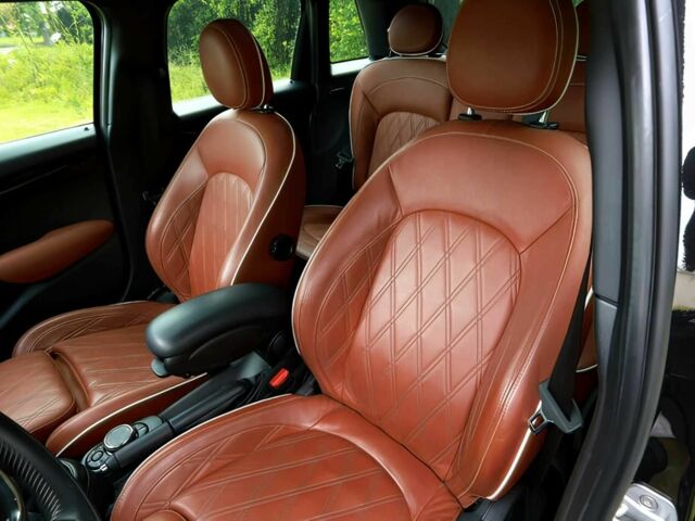 Чорний Міні Cooper S, об'ємом двигуна 2 л та пробігом 60 тис. км за 11500 $, фото 5 на Automoto.ua