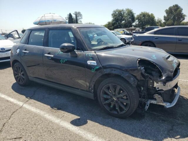 Чорний Міні Cooper S, об'ємом двигуна 0 л та пробігом 4 тис. км за 14850 $, фото 3 на Automoto.ua
