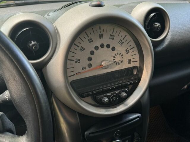 Черный Мини Купер С, объемом двигателя 1.6 л и пробегом 195 тыс. км за 9000 $, фото 5 на Automoto.ua