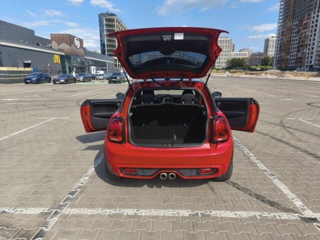 Червоний Міні Cooper S, об'ємом двигуна 2 л та пробігом 105 тис. км за 15200 $, фото 15 на Automoto.ua