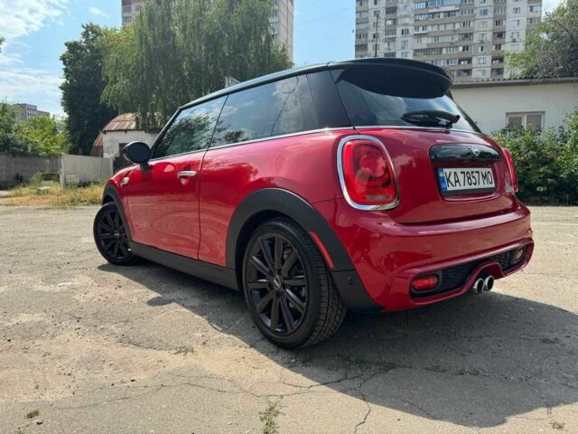 Красный Мини Купер С, объемом двигателя 2 л и пробегом 30 тыс. км за 19000 $, фото 5 на Automoto.ua