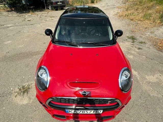 Красный Мини Купер С, объемом двигателя 2 л и пробегом 30 тыс. км за 19000 $, фото 3 на Automoto.ua