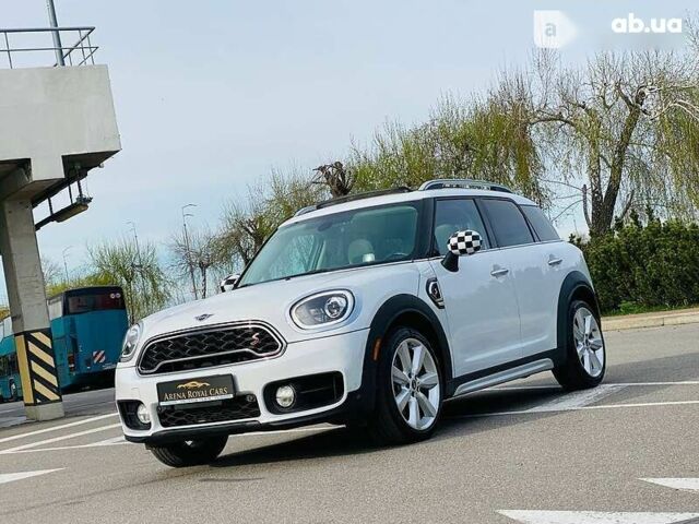 Міні Cooper S, об'ємом двигуна 2 л та пробігом 20 тис. км за 24990 $, фото 7 на Automoto.ua