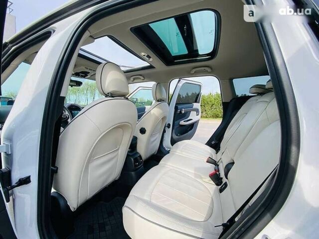 Міні Cooper S, об'ємом двигуна 2 л та пробігом 20 тис. км за 24990 $, фото 18 на Automoto.ua