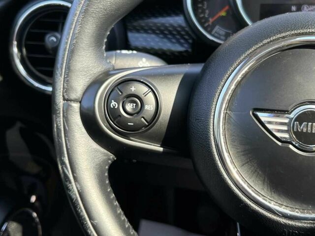 Желтый Мини Купер С, объемом двигателя 2 л и пробегом 152 тыс. км за 13700 $, фото 23 на Automoto.ua