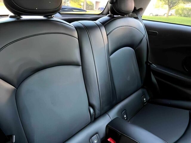 Желтый Мини Купер С, объемом двигателя 2 л и пробегом 49 тыс. км за 8800 $, фото 12 на Automoto.ua