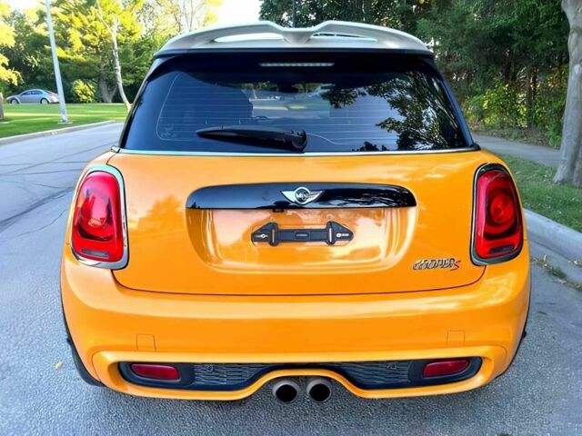 Желтый Мини Купер С, объемом двигателя 2 л и пробегом 49 тыс. км за 8800 $, фото 4 на Automoto.ua