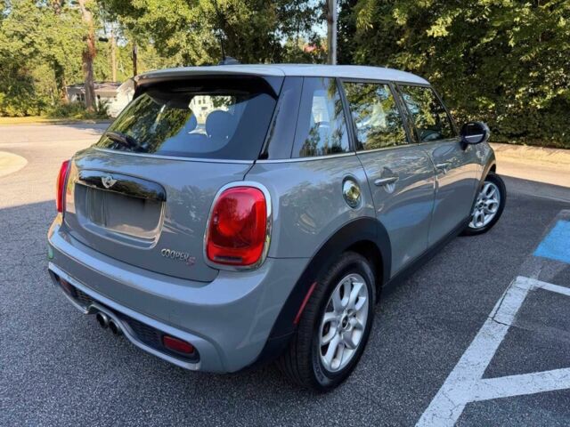 Сірий Міні Cooper S, об'ємом двигуна 2 л та пробігом 94 тис. км за 4014 $, фото 3 на Automoto.ua