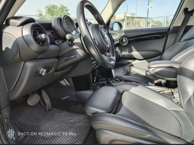 Серый Мини Купер С, объемом двигателя 2 л и пробегом 165 тыс. км за 23900 $, фото 5 на Automoto.ua