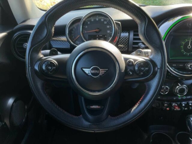 Серый Мини Купер С, объемом двигателя 2 л и пробегом 43 тыс. км за 8800 $, фото 8 на Automoto.ua