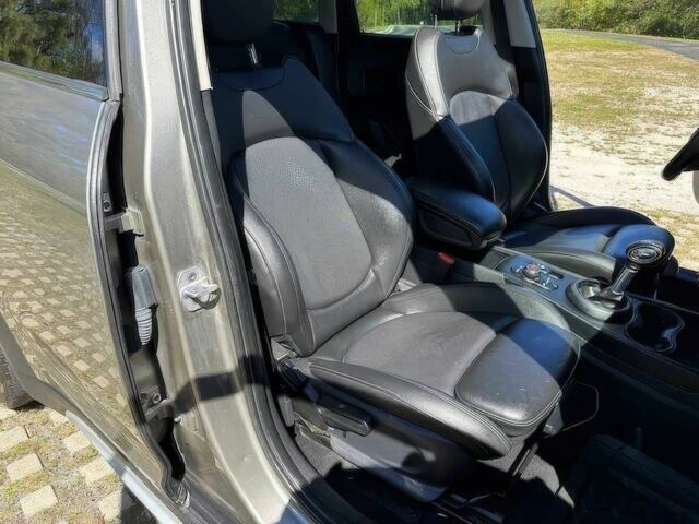 Серый Мини Купер С, объемом двигателя 0 л и пробегом 55 тыс. км за 16000 $, фото 8 на Automoto.ua