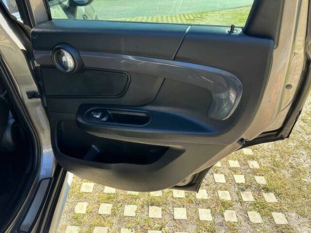 Серый Мини Купер С, объемом двигателя 0 л и пробегом 55 тыс. км за 16000 $, фото 15 на Automoto.ua