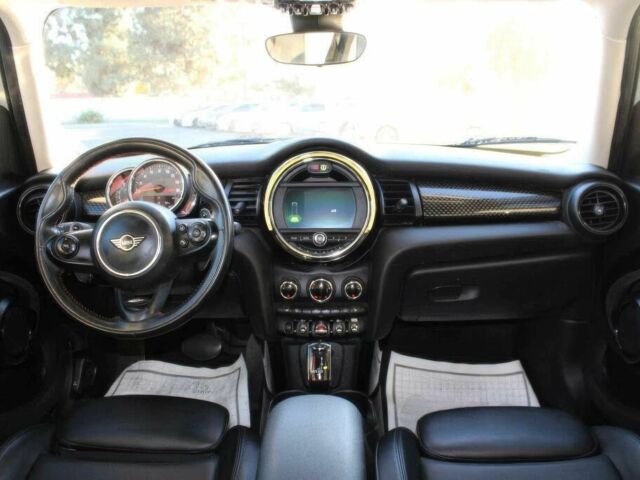 Сірий Міні Cooper S, об'ємом двигуна 2 л та пробігом 47 тис. км за 6000 $, фото 9 на Automoto.ua