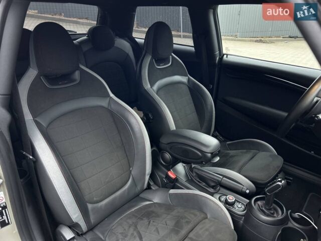 Сірий Міні Cooper S, об'ємом двигуна 2 л та пробігом 0 тис. км за 24800 $, фото 4 на Automoto.ua