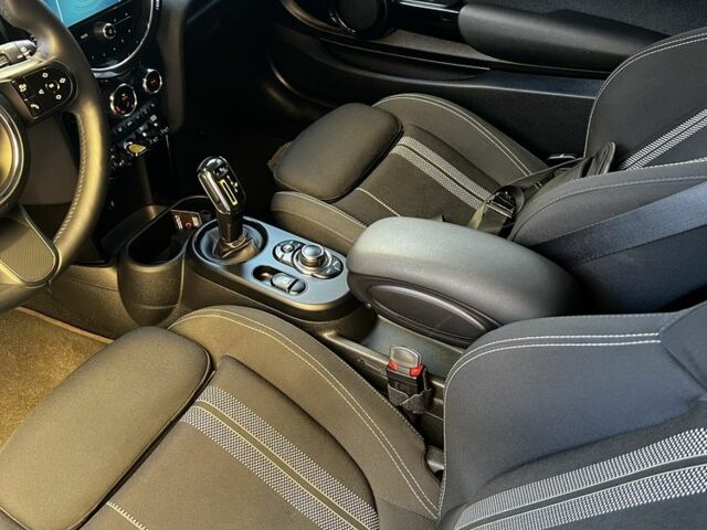 Сірий Міні Cooper S, об'ємом двигуна 0 л та пробігом 41 тис. км за 17500 $, фото 7 на Automoto.ua